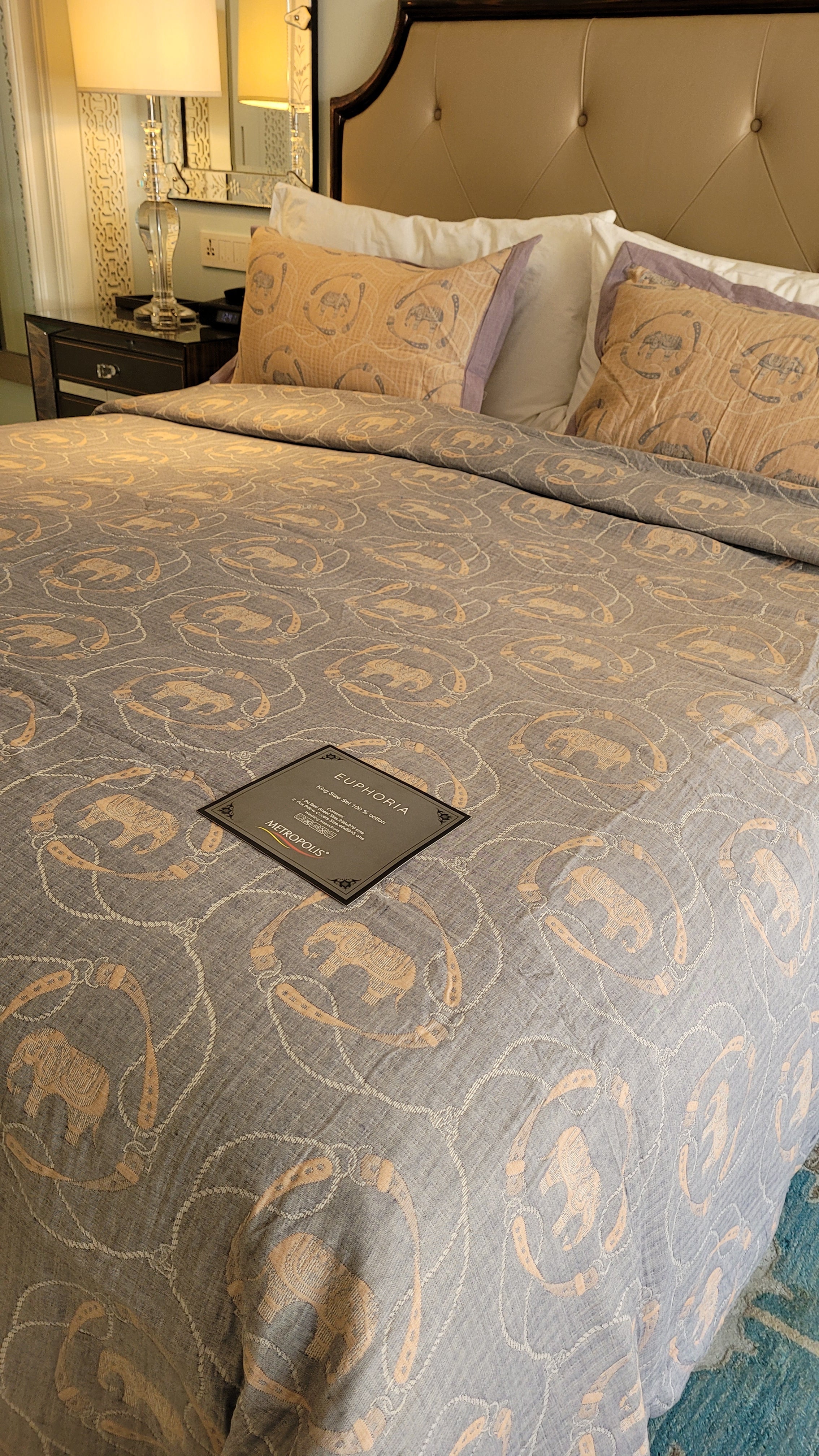 Euphoria jaquard king bedcover