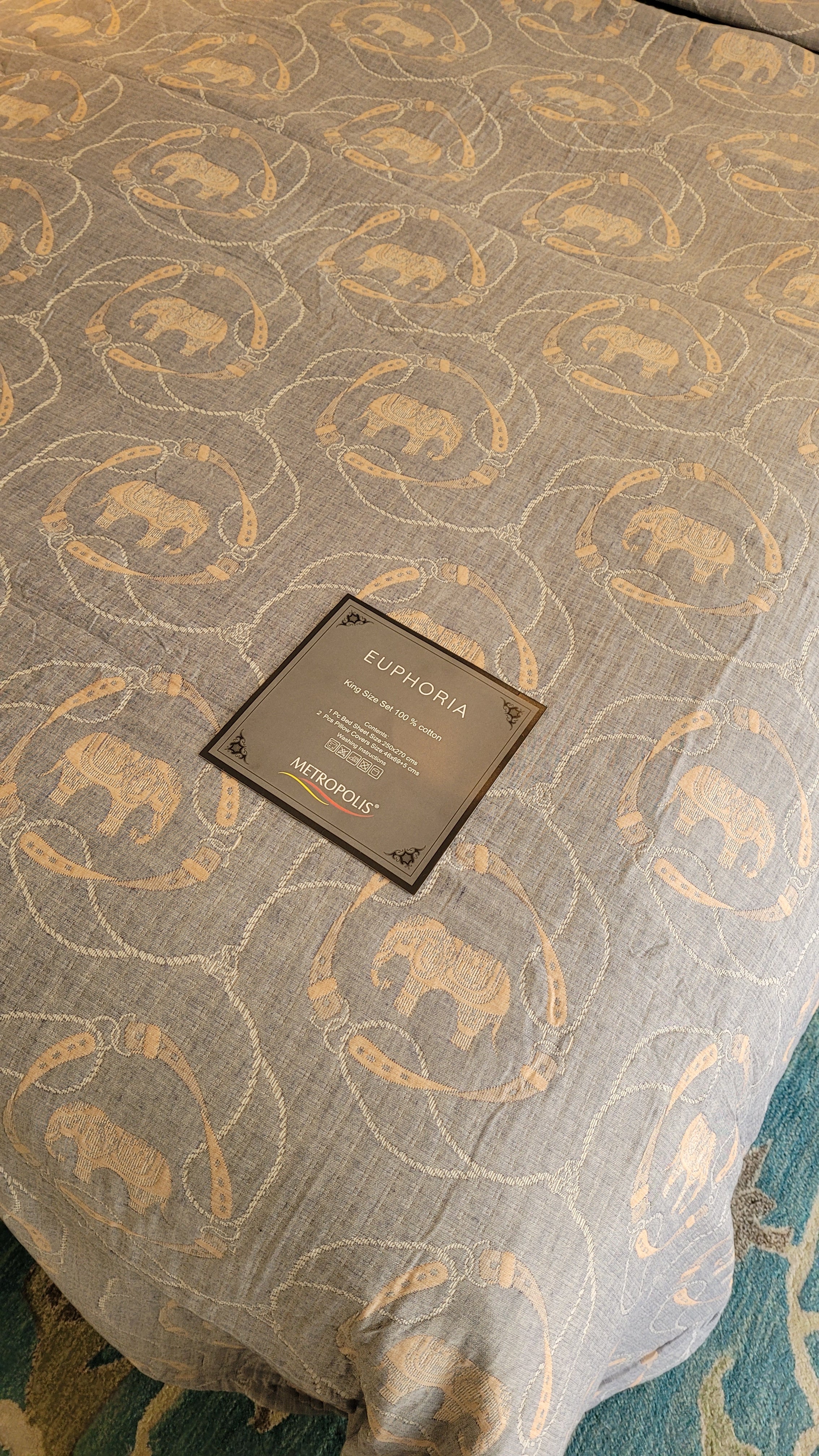 Euphoria jaquard king bedcover