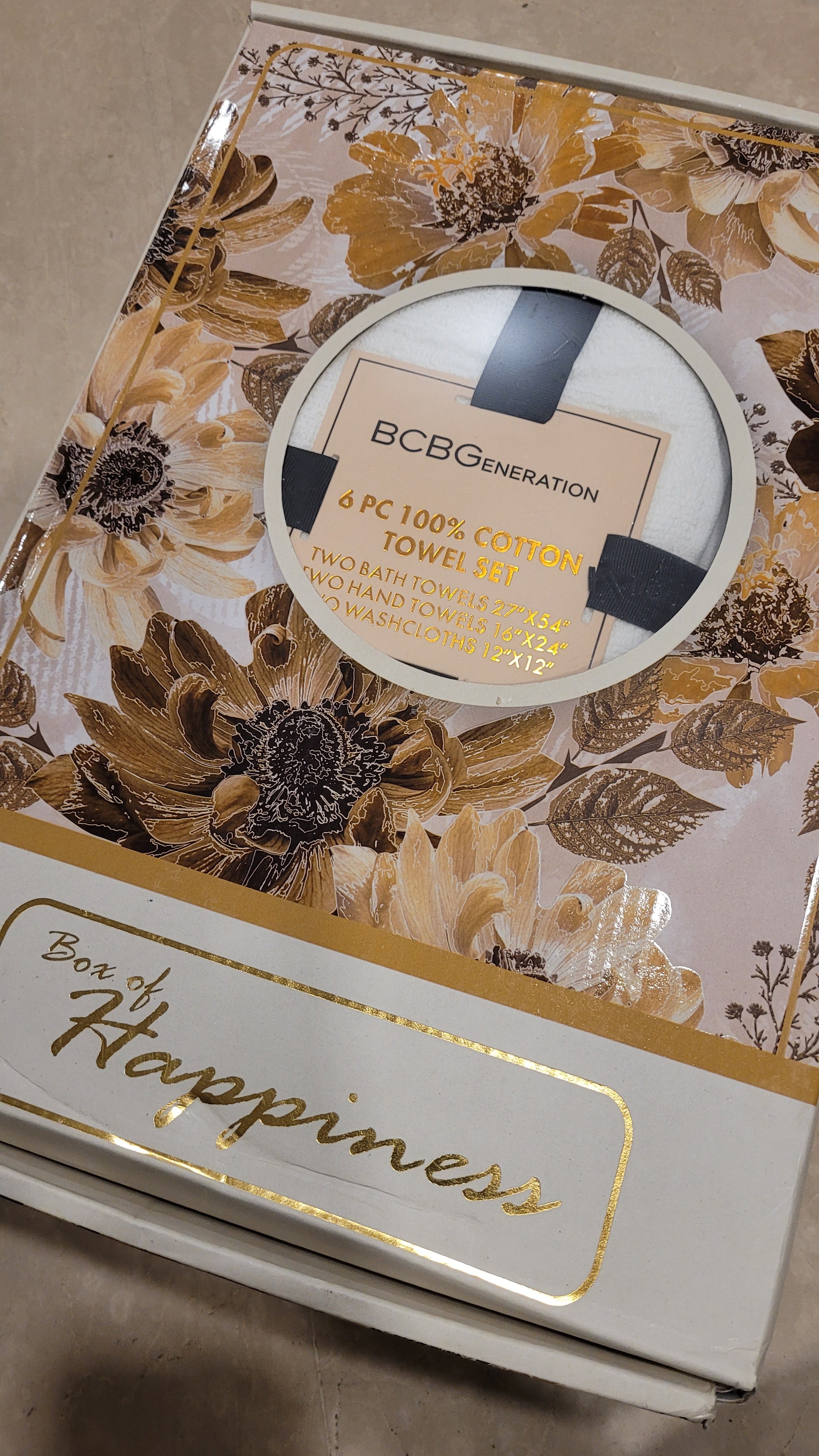 Towel set of 6 (Buy 1 get 1 free)