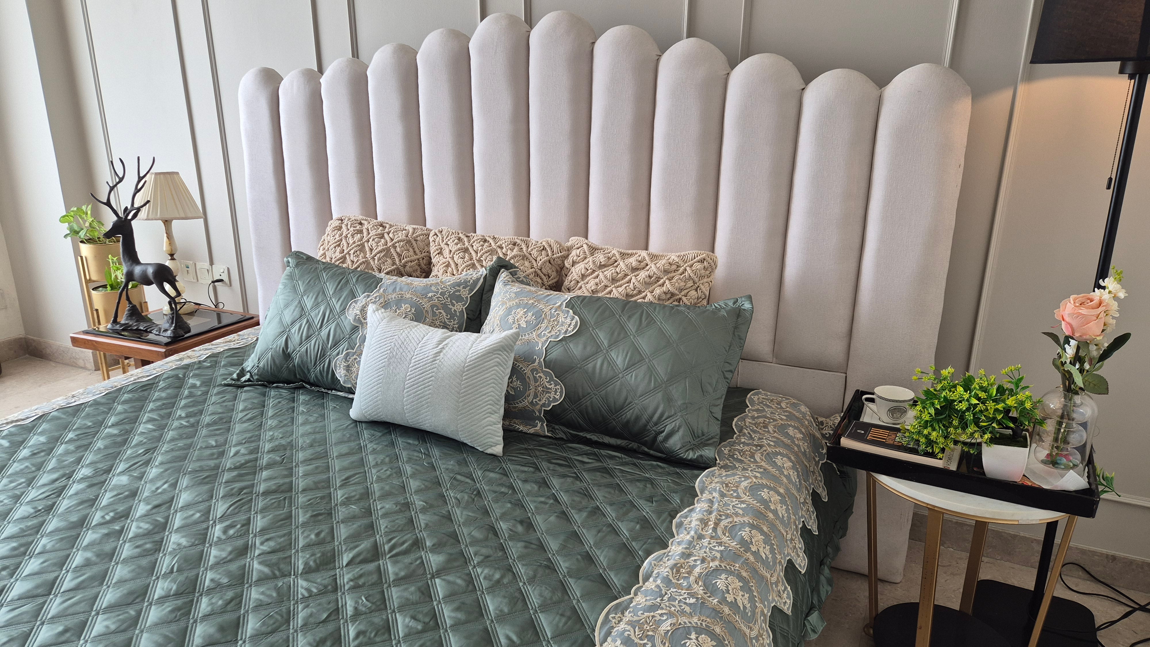 Royal lace Bedcover