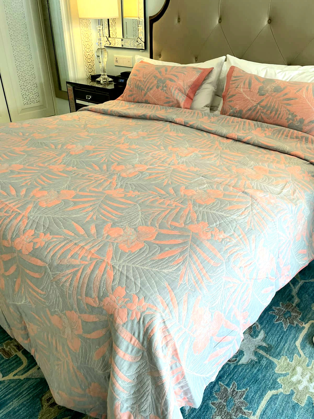Euphoria jaquard king bedcover
