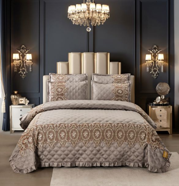 Royal lace Bedcover