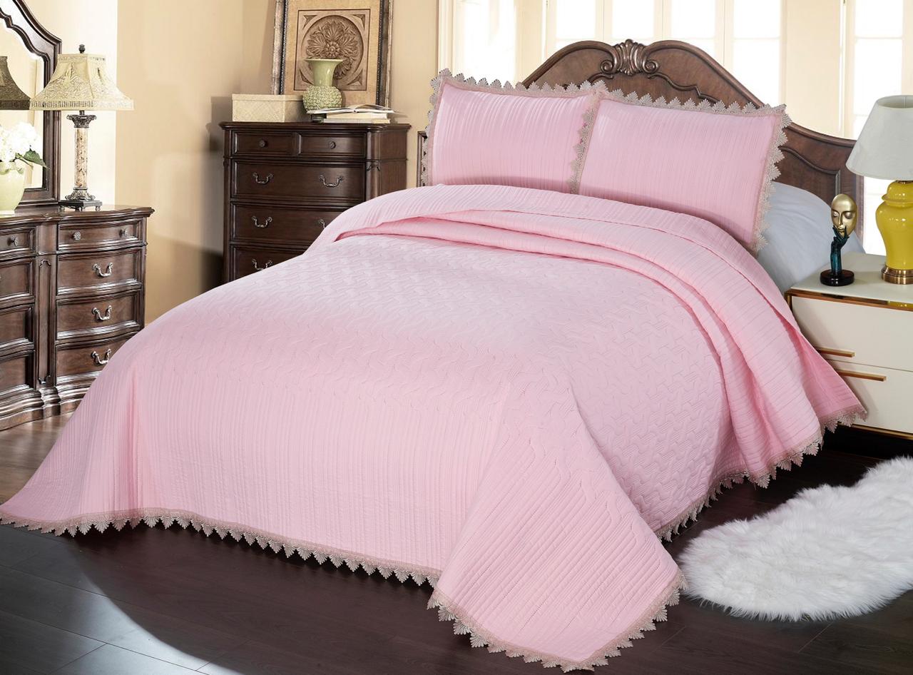 Metropolis Bloomingdales king Pink Laced  Bed Bedcover, with 2 Pillow Covers