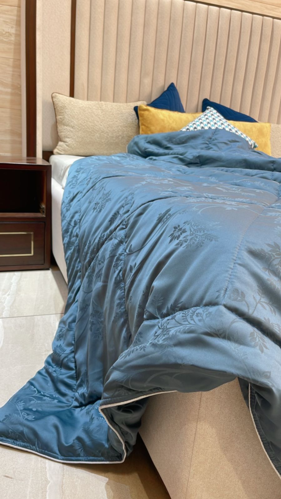 Satin touch Summer comforter