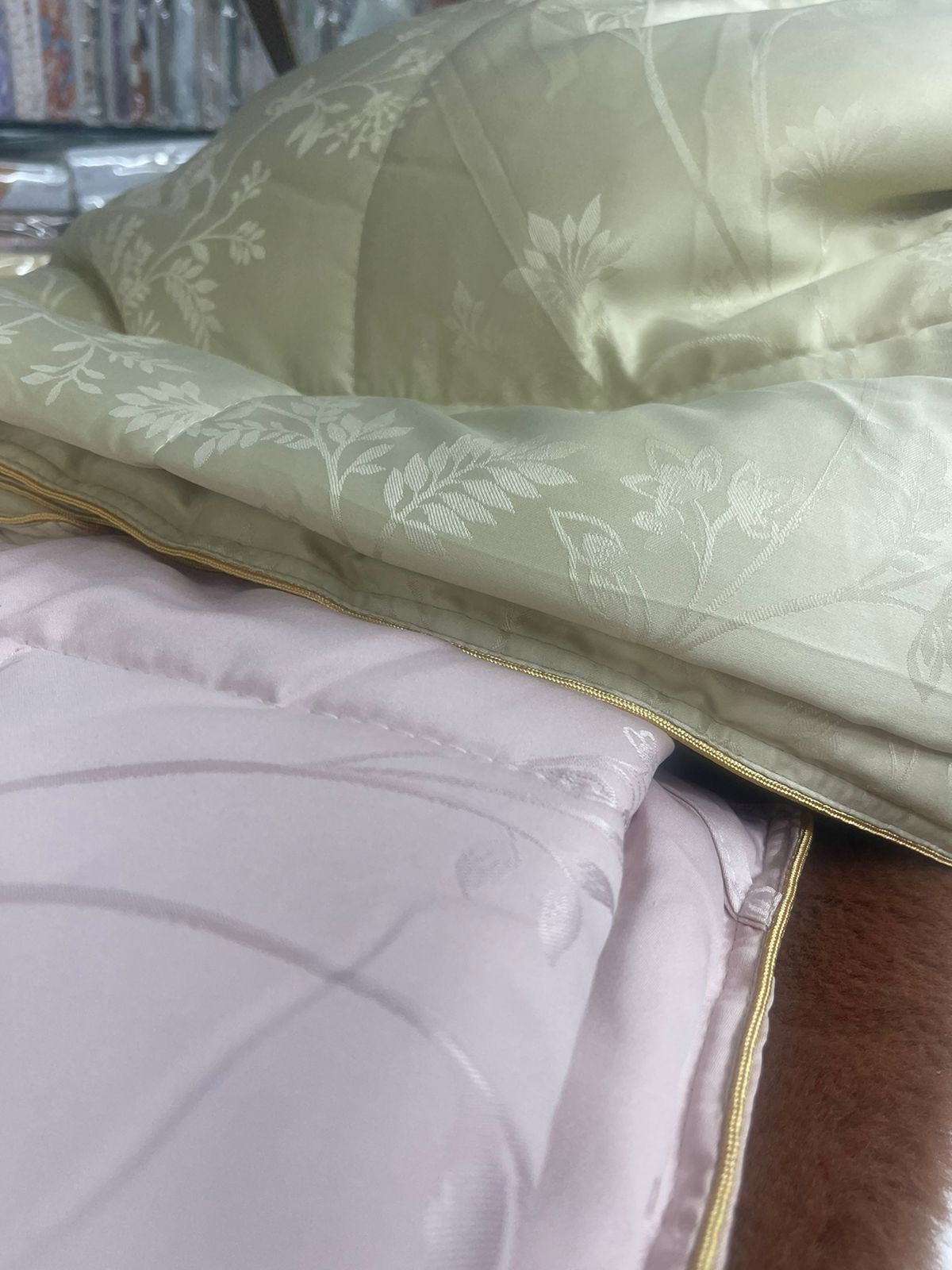 Satin touch Summer comforter