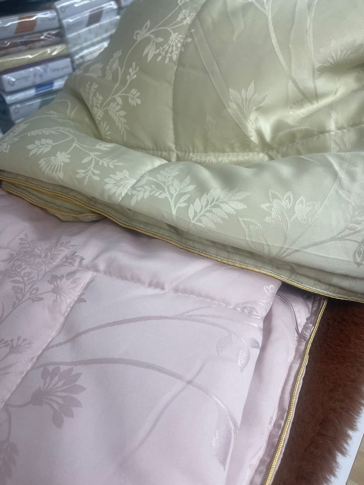 Satin touch Summer comforter