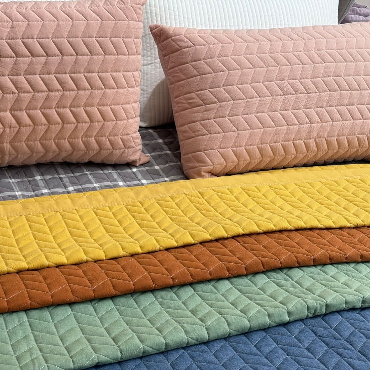 Strawberry bedcover