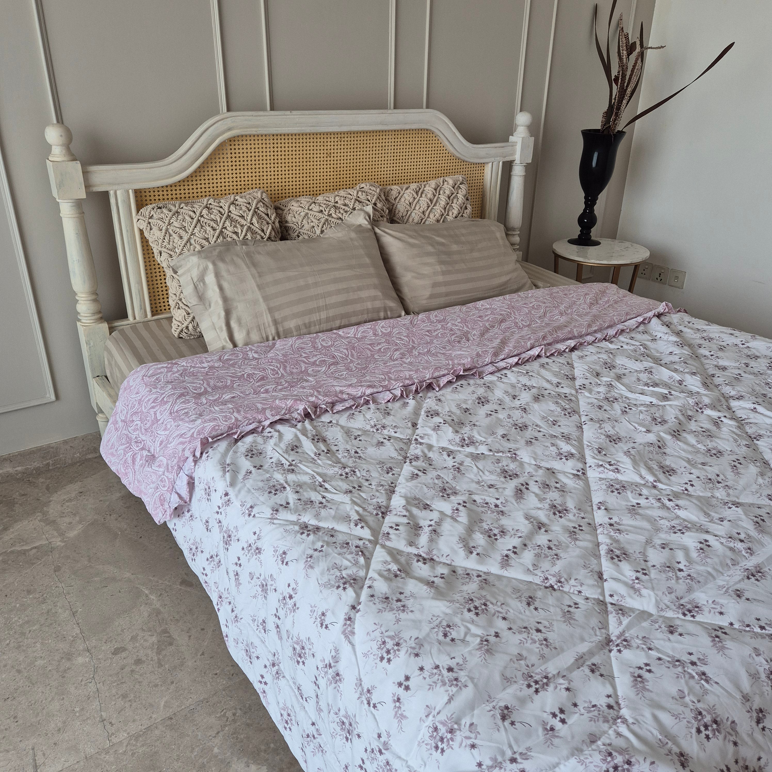 Cotton Ac quilt with frill