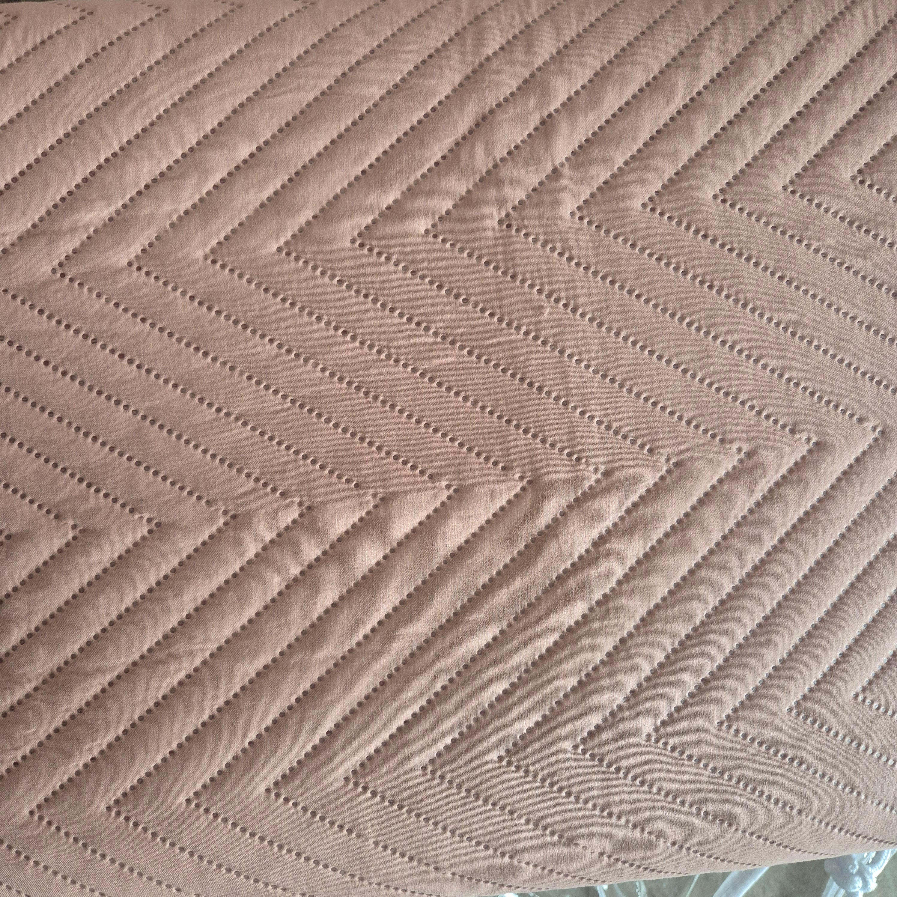 Tokyo , Bed Cover with Pillow Cover