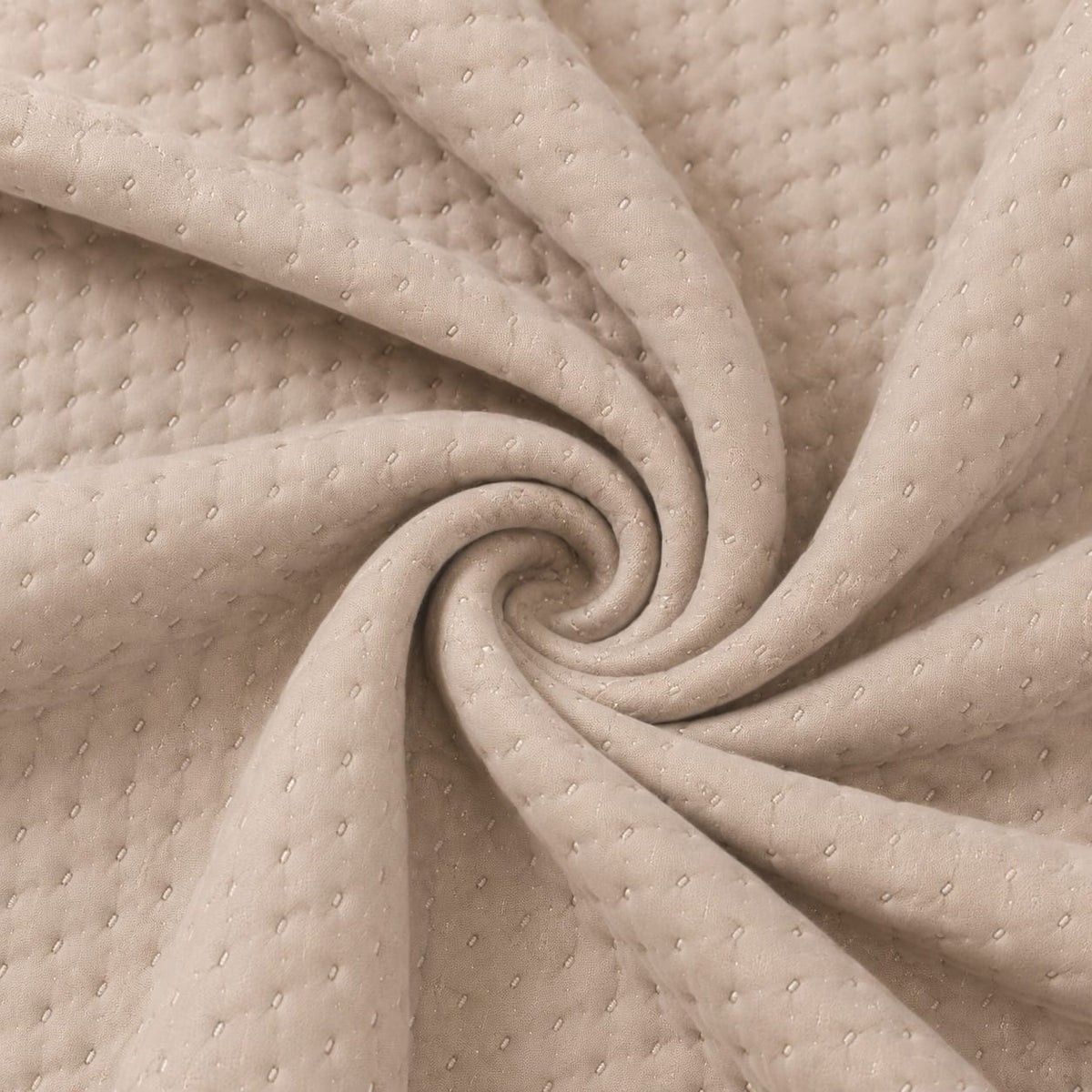 Blankets & Quilts
