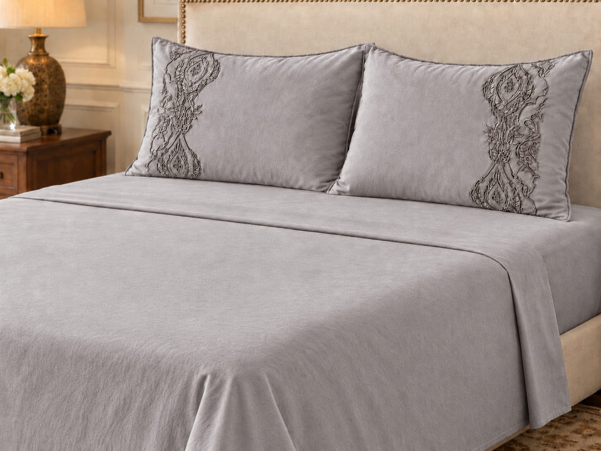 Amelia Warm Bedsheet