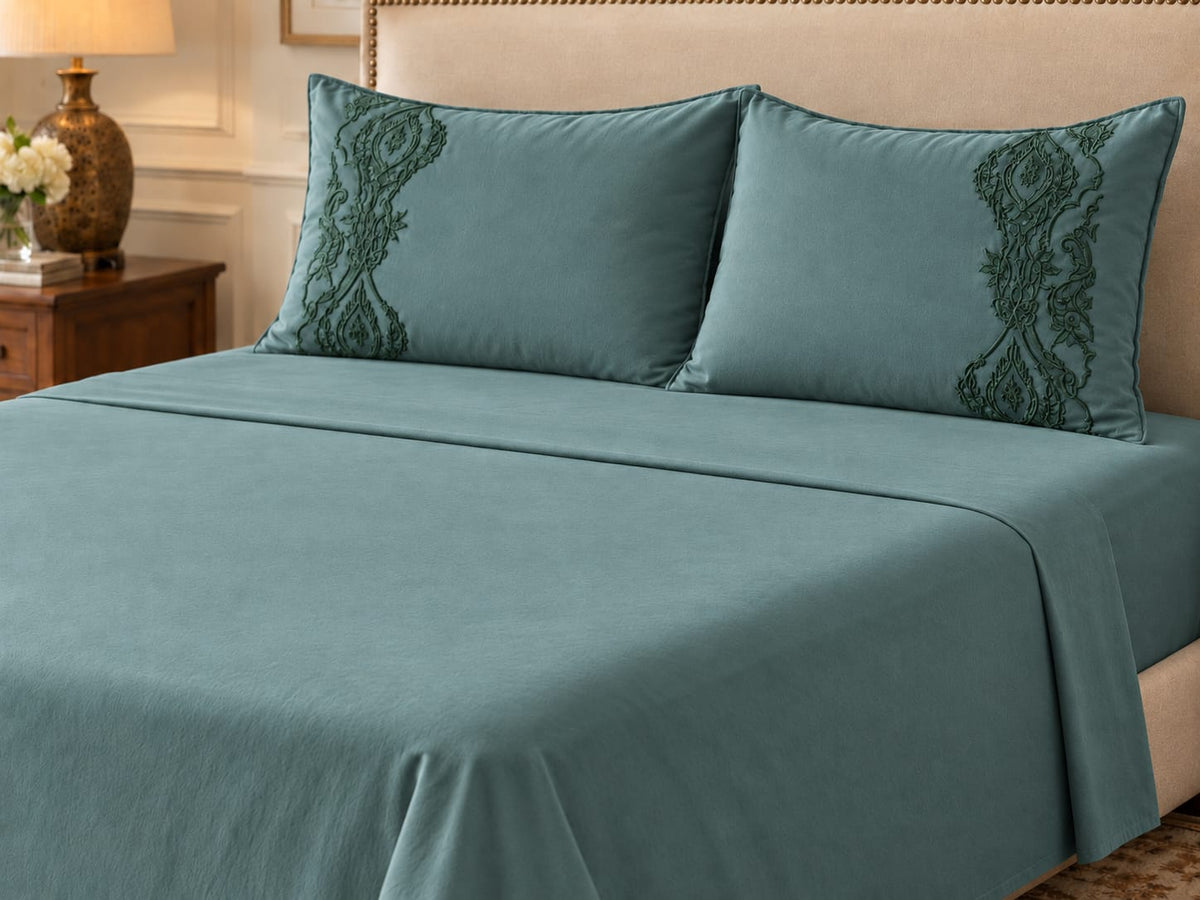 Amelia Warm Bedsheet
