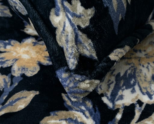 Kleo Warm Bedsheet Design-1
